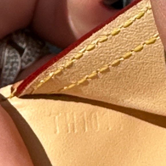 Louis Vuitton Takashi Murakami Rainbow Monogram Sarah Wallet - Picture 11 of 15